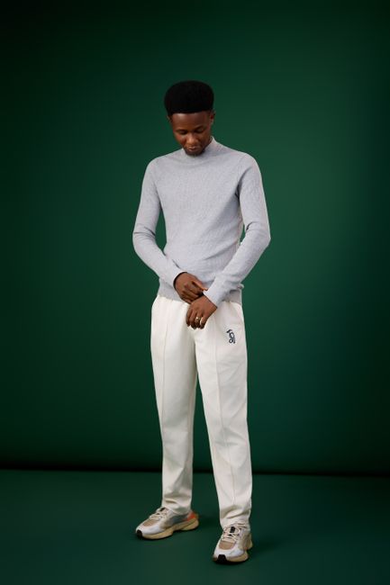 Tričko Essential V-Neck